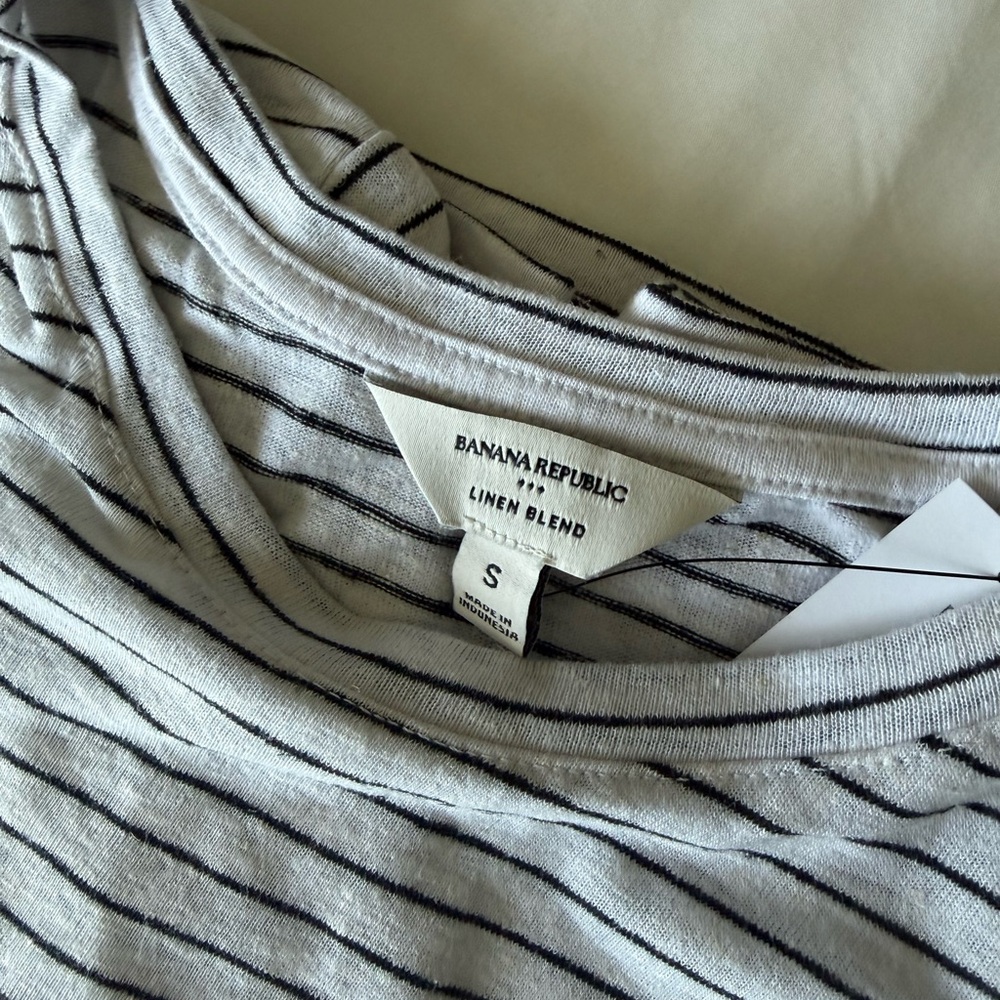 Banana Republic Striped Short Sleeve Tees - White & Tan - Picture 4 of 5
